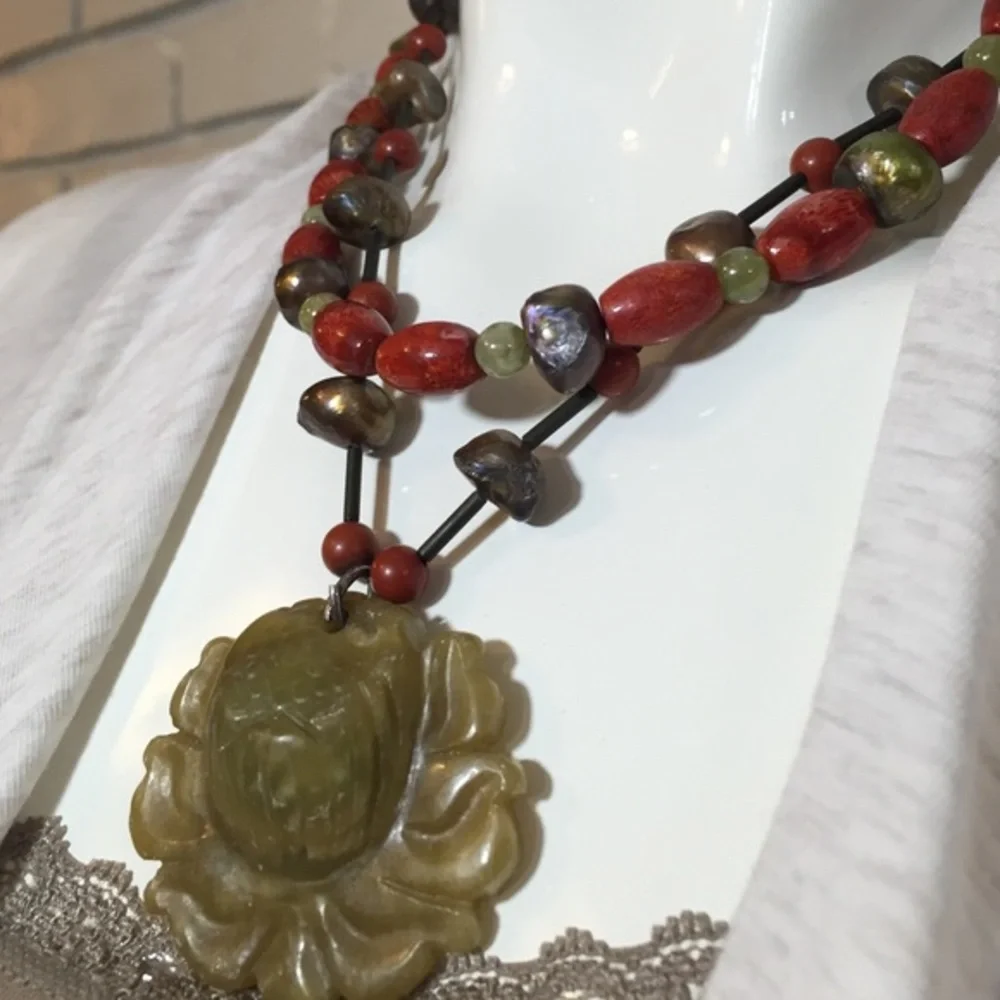 Earthy necklace